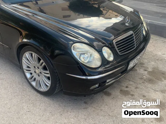2006 مرسيدس بنز الفئة-E E 200