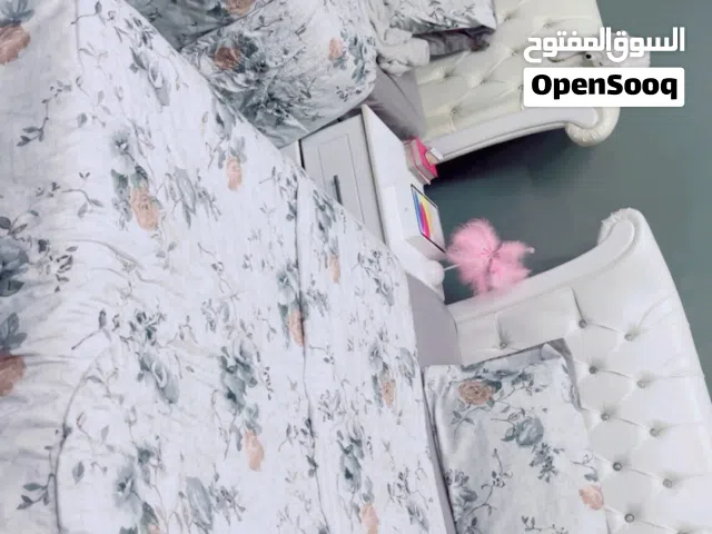 غرفة نوم كاملة خزانه 2 متر - واحد كومدينا- عدد 2 تخت