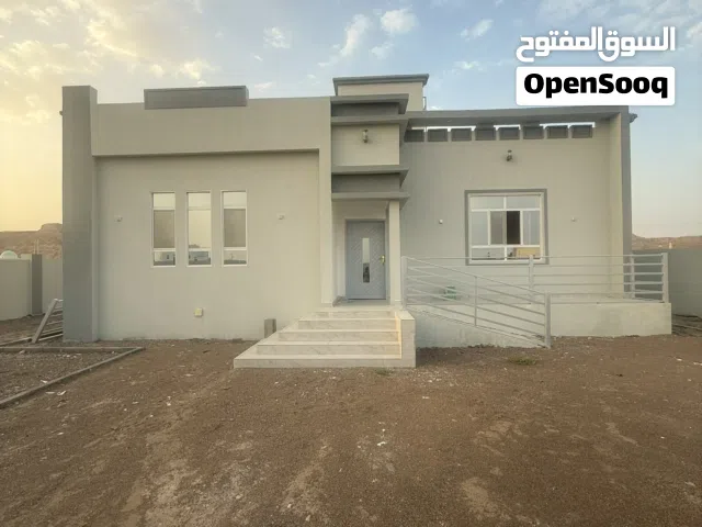 190 m2 4 Bedrooms Townhouse for Rent in Al Dhahirah Ibri