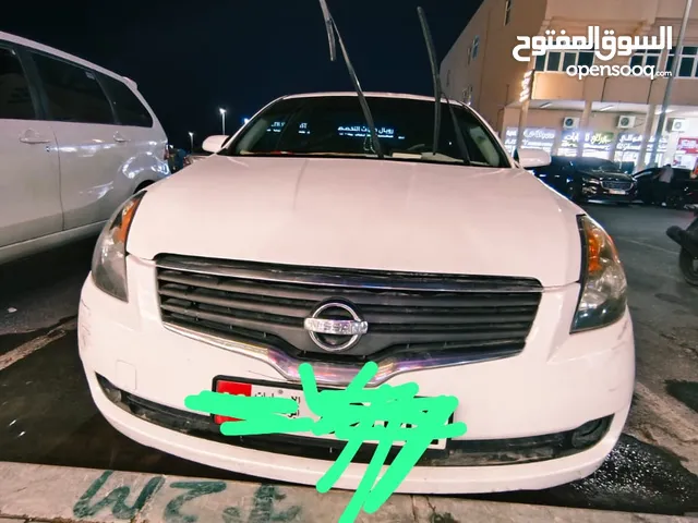 نيسان التيما موديل 2009