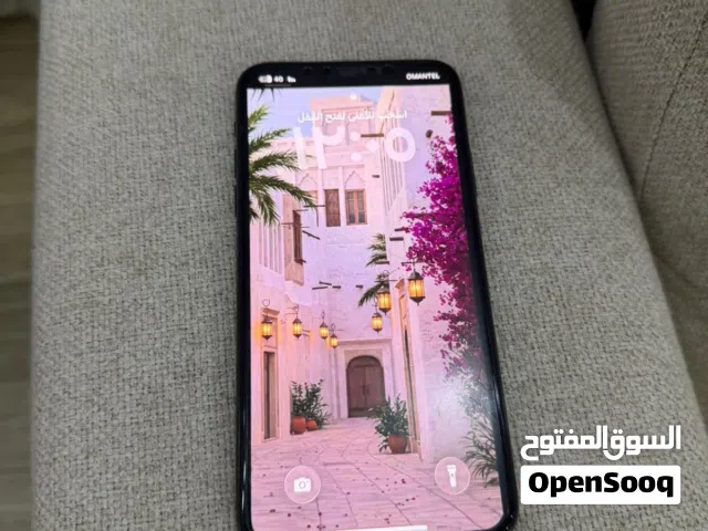 ايفون بحالة الوكاله