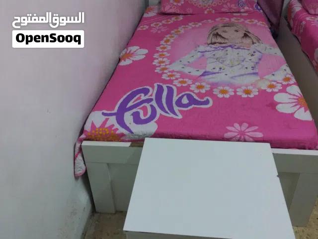 تخت مفرد مع كوميدينه  استعمال بصيط