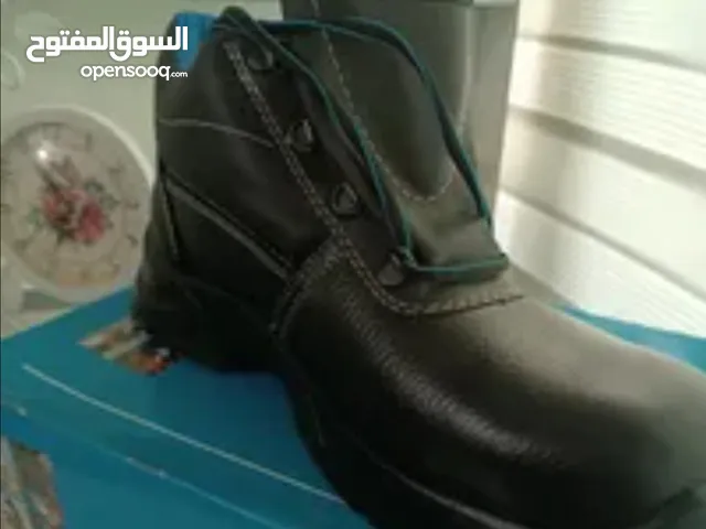 العدد 2 نمرتهم 41 بسعر مغري جدا جدا جداد بالكرتونه الثنين