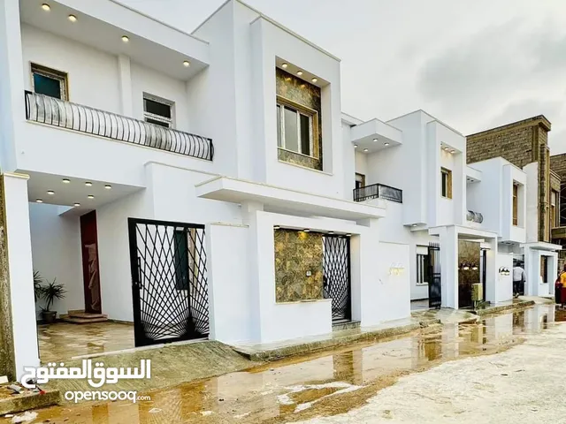 310m2 3 Bedrooms Townhouse for Sale in Tripoli Khallet Alforjan