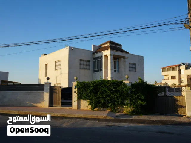 فيلا مميزة للبيع في شفابدران