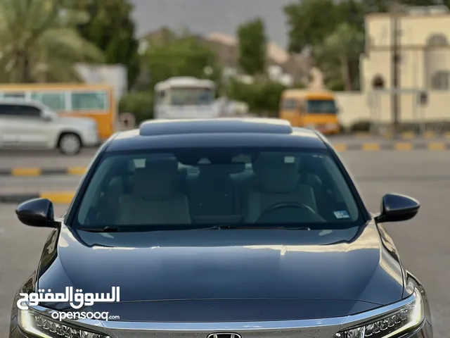Honda Accord 2018 in Al Dakhiliya