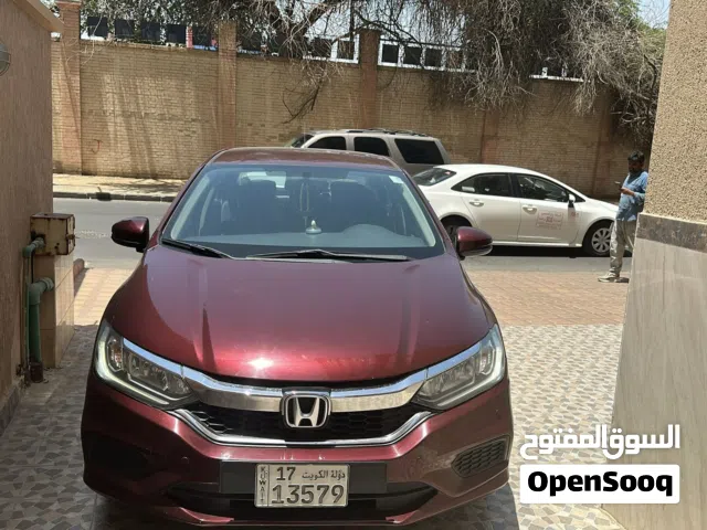 2020 هوندا سيتى Standard