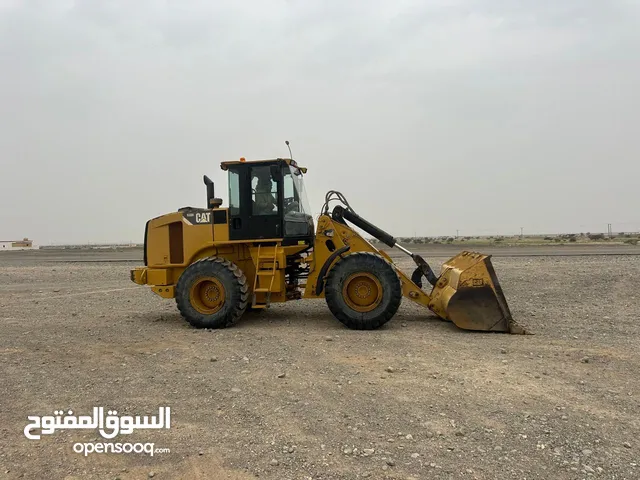 2012 Forklift Lift Equipment in Al Sharqiya