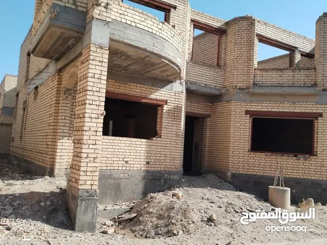 200 m2 4 Bedrooms Townhouse for Sale in Basra Al-Akawat