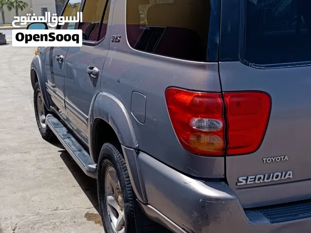 2004 Toyota Sequoia EXR