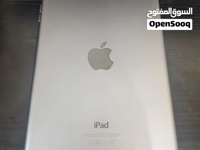 ipad mini 2 حالة جيدة تحديث 12.5.8 فيه خدوش بسيطه و كسر في طرف الشاشه لا يوثر علي شي