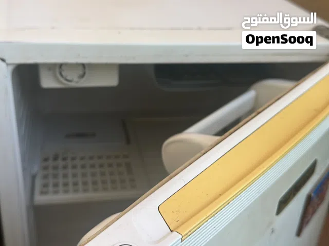 ثلاجه جيده تحفظ الشراب والطعام