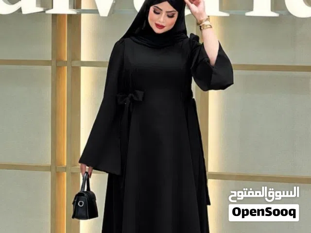 فساتين طويله
