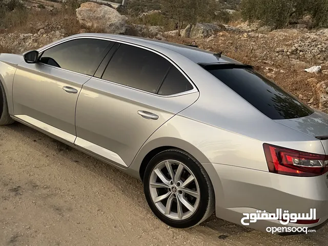 سكودا سوبير 2018 رخصة بحالة الشركة