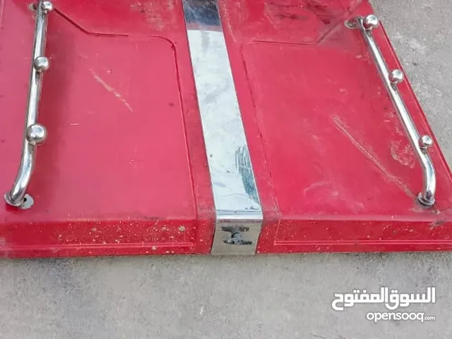 Exterior Parts Body Parts in Ajloun
