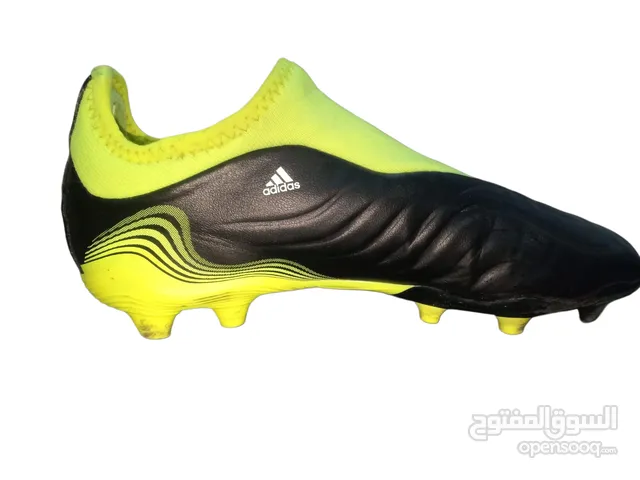 38 Sport Shoes in Hurghada