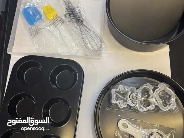 قالب كيك و بان كيك و معمول وفرشاة سيلكون