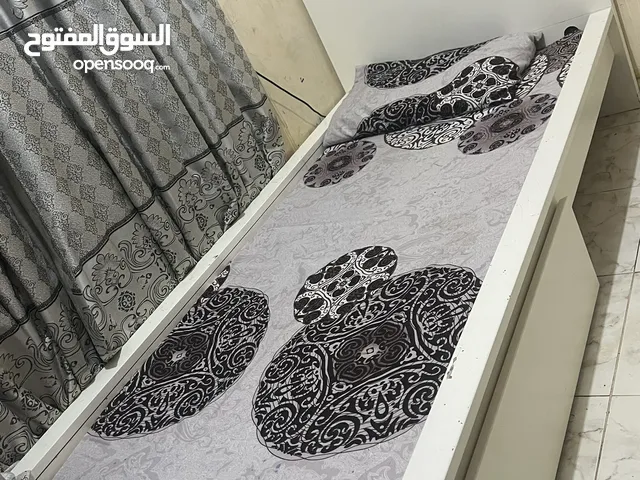 سراير للبيع