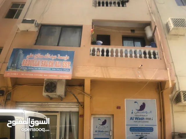 Building for Sale in Manama Hoora