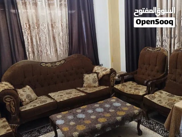 طقم كنب مستعمل بحاله جيده جيدا بسعر ممتاز قابل للتفاوض