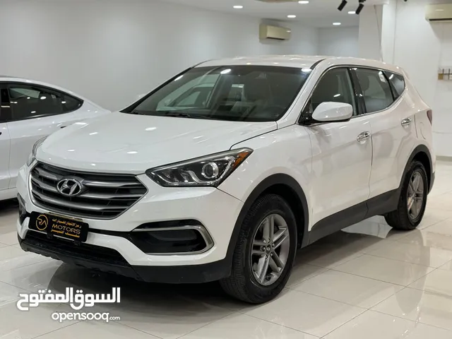 Hyundai Santa Fe 2017 in Muscat