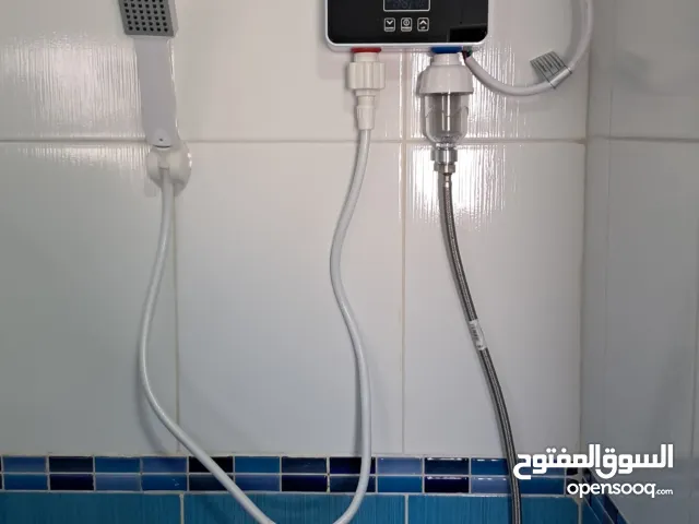 سخان ماء فوري ديجيتال ماركة eco  سخان  eco  يغذي نقطة أو نقطتين بجانب بعض  مثال : دش أو دش و مغسلة أ
