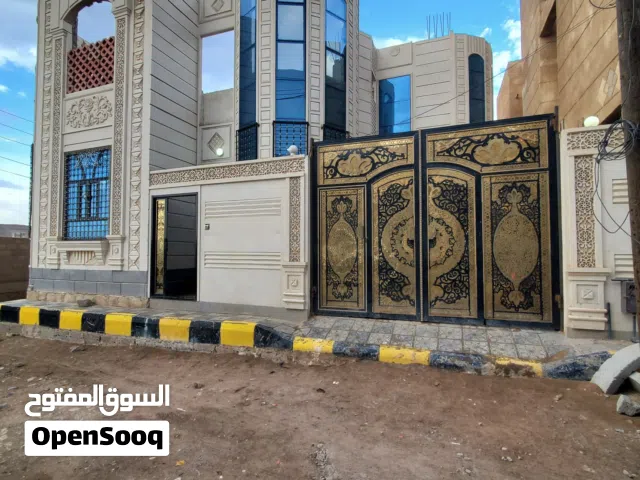 فلة جميله جدا جداا فله انيقة جدا وموقع راقي وسعر مغري مواصفات ..عمل درجة اولى مساحة: اربع لبن حر