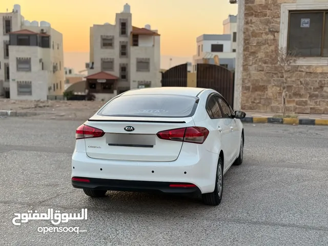 Used Kia Cerato in Aqaba
