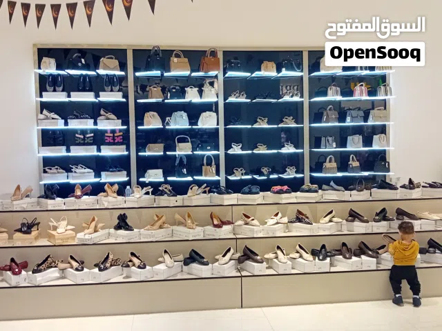 ديكور احذية للبيع