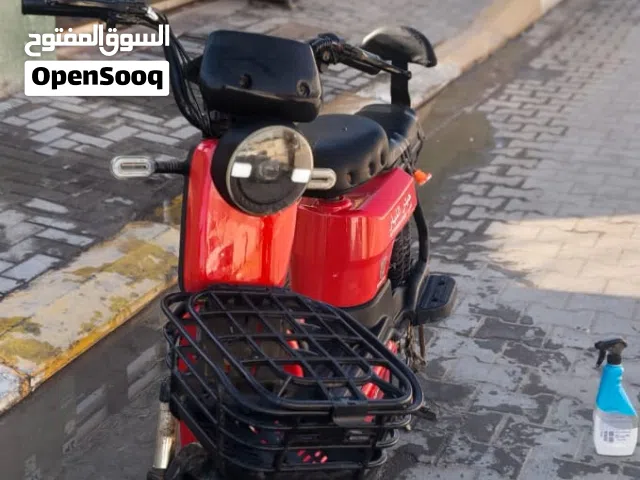 دراجه حيدر النيار مستعمله كلش نضيف بيها فقط هورن ما يشتغل بطاريات شرط الفحص خمس بطاريات