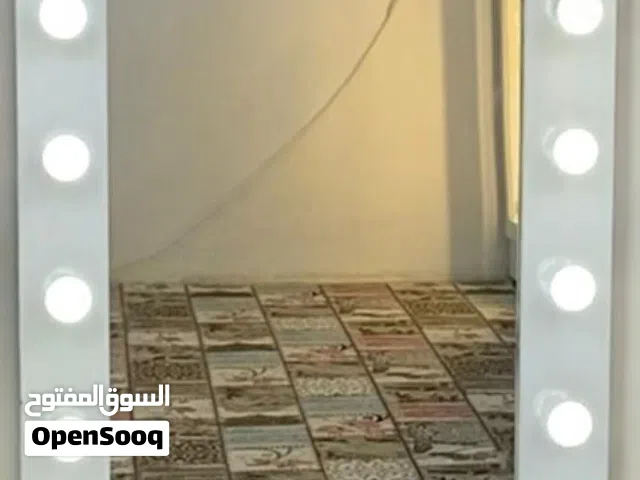 مرآة LED للمكياج والتصوير