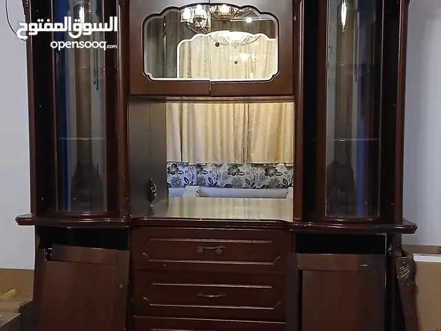 بوفيه مستعمل يبي صيانة بسيطة