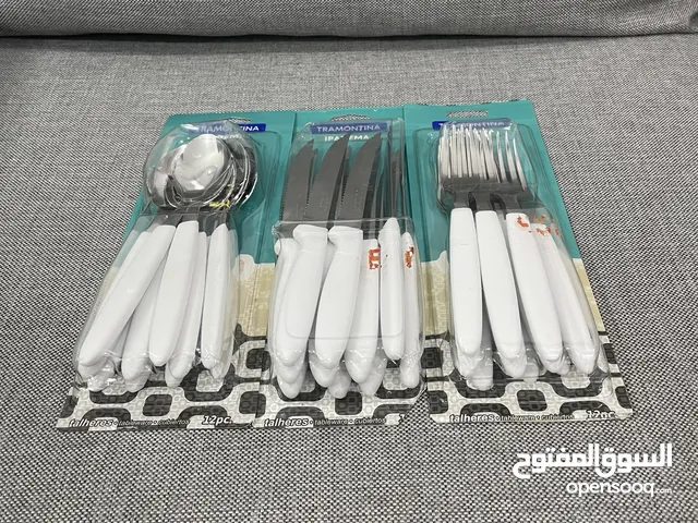 طقم جديد 30 قطعة استنليس ستيل ماركة ترامونتينا صنع البرازيل للبيع بدواعي السفر