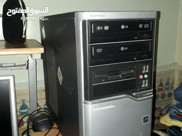 Pc bureau Acer Pentium 4HT avec écran plus souris
