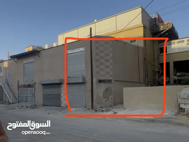 استثمار مريح بعائد 7٪ سنويا ،، للبيع مخزن صناعات مؤجر بالتجمعات الصناعية التنموية