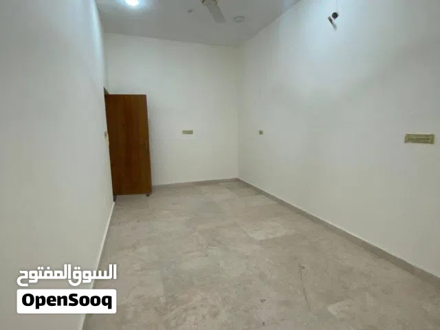 بيتين توين متجاورات للايجار في حي الخضراء حديث غير مسكون سابقا