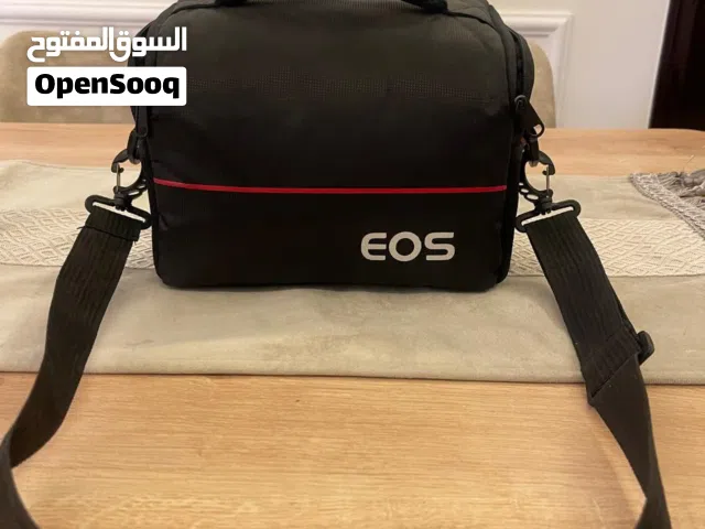 كاميرا Canon EOS RP بحالة ممتازة