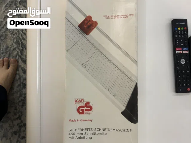 Paper Cutter: for papers up to A3 size, thick papers.