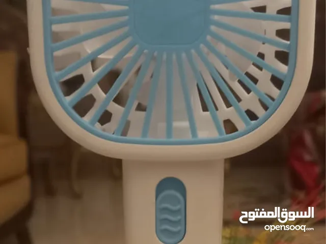 مروحه +استاند لي التلفون و نور