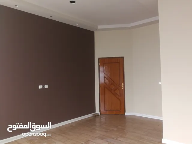 150 m2 2 Bedrooms Townhouse for Sale in Basra Zubayr