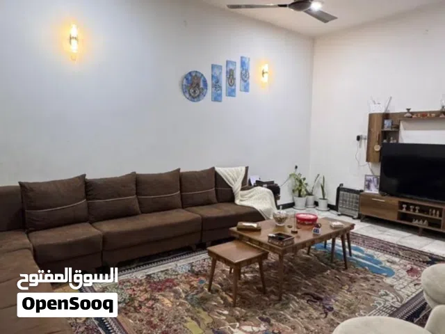 200 m2 3 Bedrooms Townhouse for Rent in Basra Baradi'yah