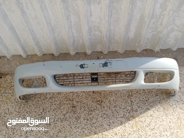 للبيع بنفر امامي وارباج سكان كورولا 2000