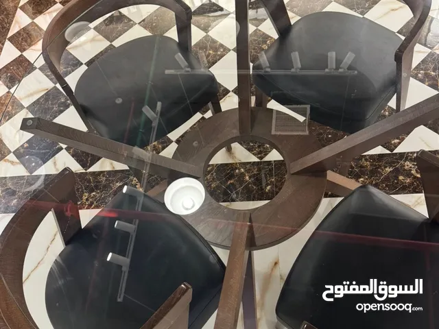 طاولات وكراسي مطعم للبيع