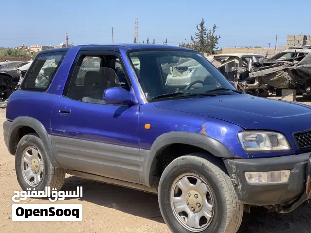 1999 تويوتا راف فور Basic