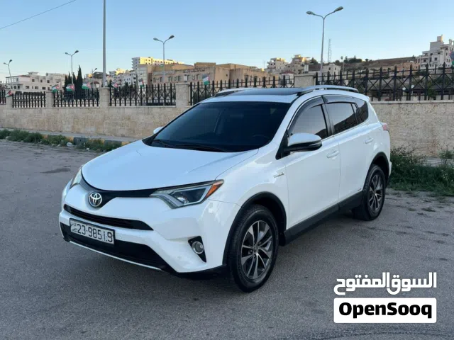 2016 تويوتا راف فور Limited