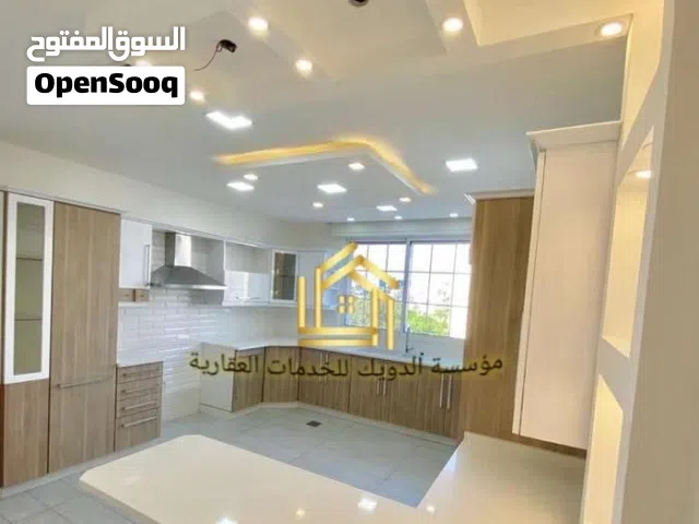 200 m2 3 Bedrooms Apartments for Rent in Amman Al Kursi