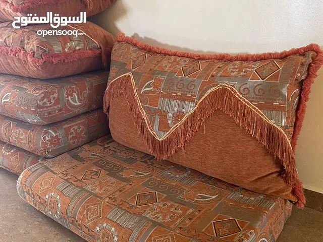 جلسة للبيع