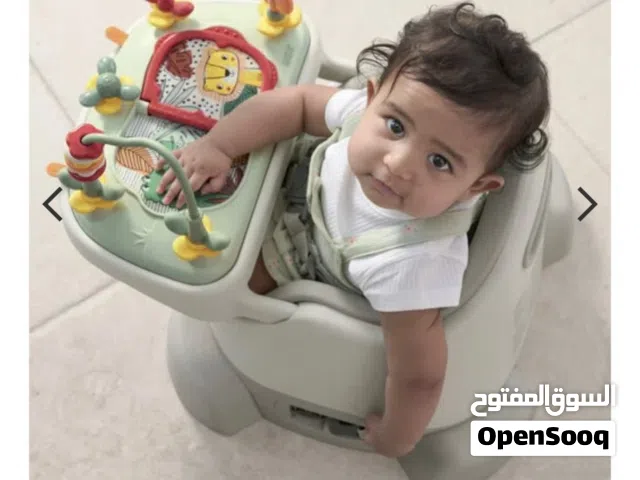 كرسي طعام كالجديد