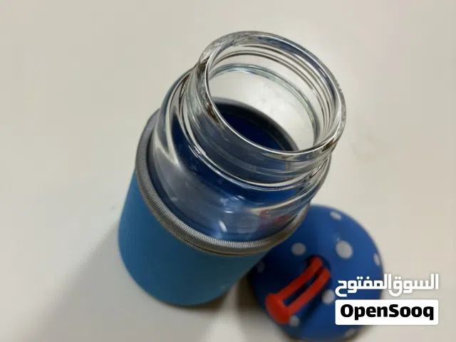 مطرة ماء زجاجية بتصميم "مشروم" مميز - مع حافظة حماية قماشية