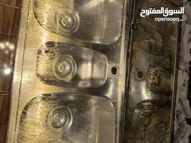 مجله للبيع من صنع إيطالي ب جوده ممتازه بدون اي ملاحظات مقاس 48*98 سم